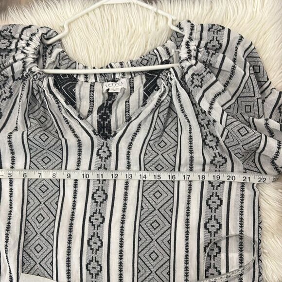 VELVET BY BRAHAM SPENCER BOHEMIAN BOHO HIPPIE TOP .NWOT - Picture 3 of 8